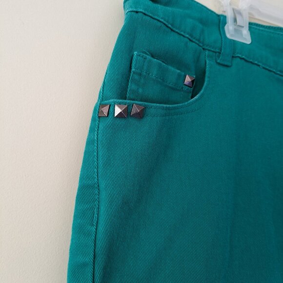 Fun Green Reitmans Jeans - Picture 3 of 3